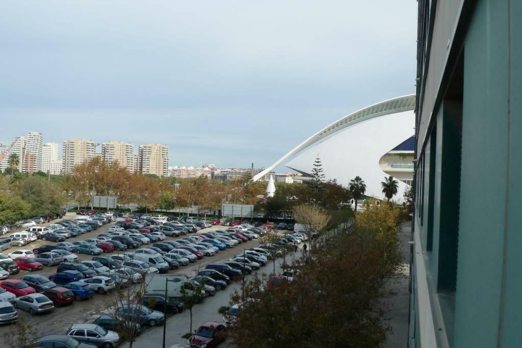 Сasa de vacaciones Apartamento En La Ciudad De Las Ciencias *